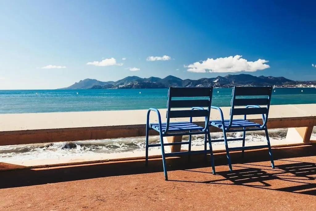 Apartment Maison Lyo - Luxueuse Suite - King Size & Baignoire Cannes