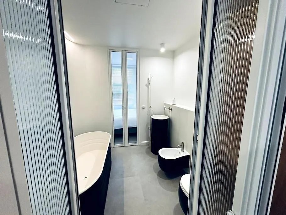 Maison Lyo - Luxueuse Suite - King Size & Baignoire Cannes